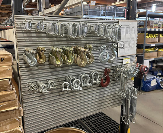 Hooks and carabiners 1