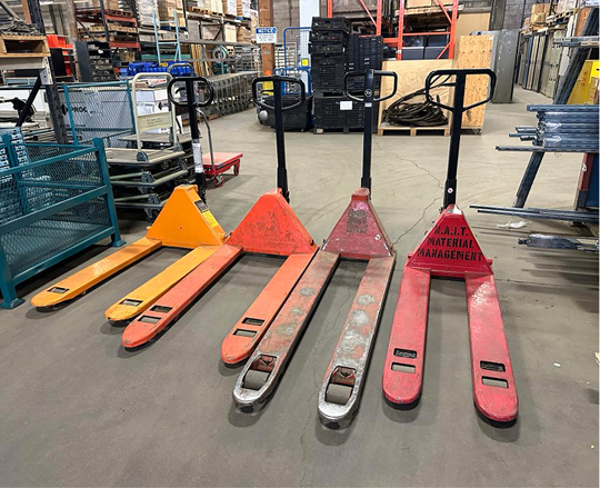Used pallet jacks 1