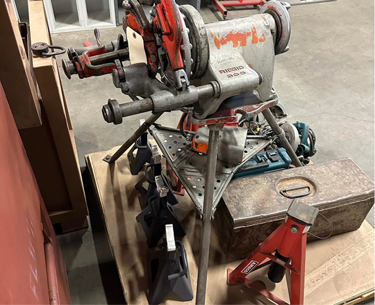 Used ridgid 300 2 1